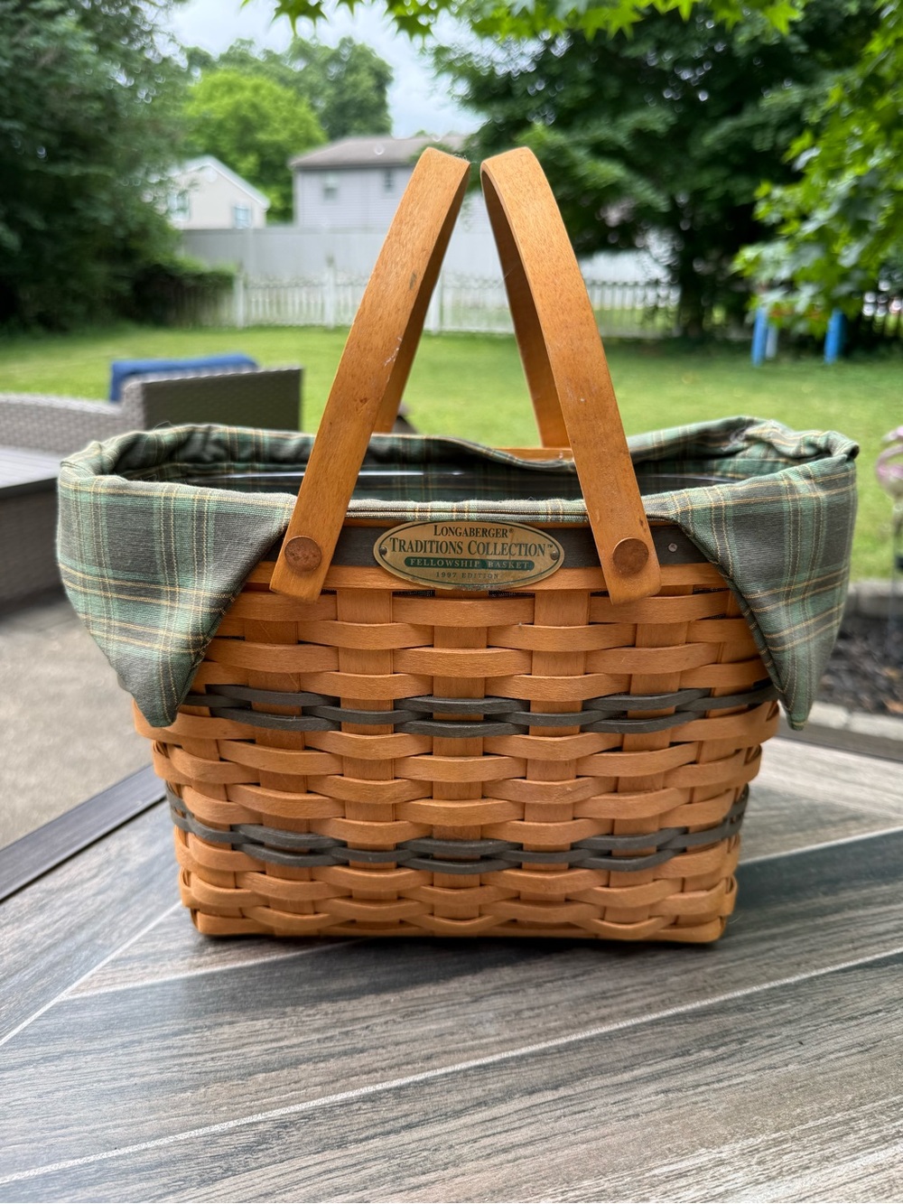 Longaberger 1997 Traditions Fellowship Basket with Green Plaid Liner